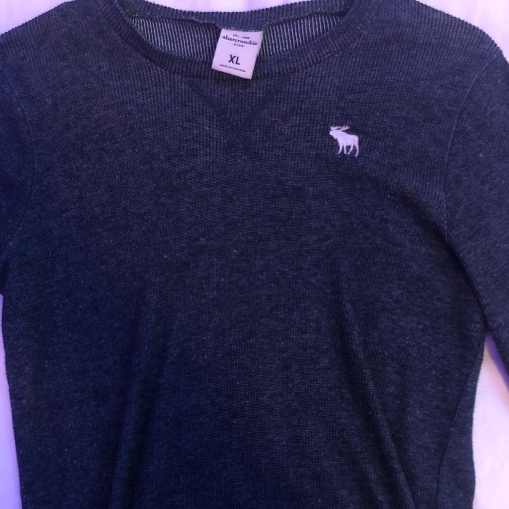 blue abercrombie long sleeve